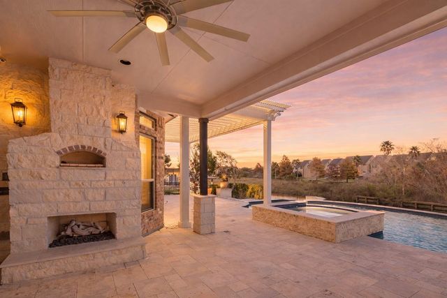 846 Coastal Court, League City, TX 77573