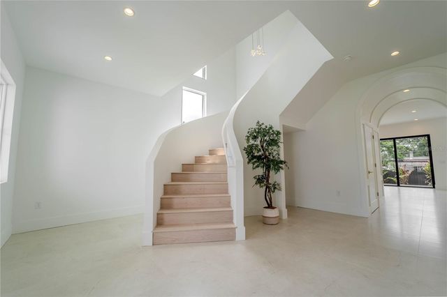 4414 W LAWN AVENUE, Tampa, FL 33611