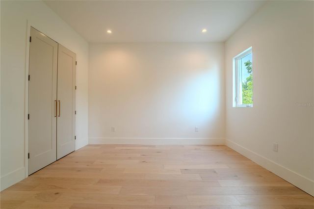 4414 W LAWN AVENUE, Tampa, FL 33611