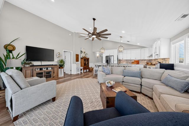 855 S Waccamaw Dr., Murrells Inlet, SC 29576