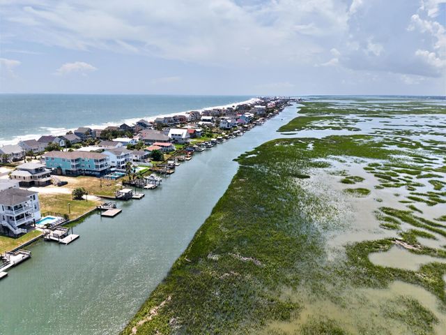 855 S Waccamaw Dr., Murrells Inlet, SC 29576