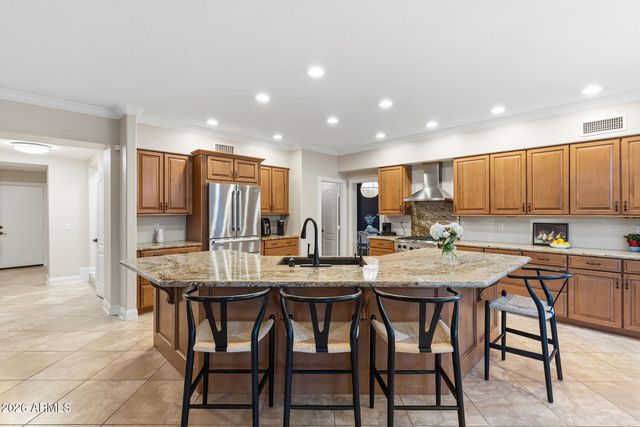 6773 W SONNET Drive, Glendale, AZ 85308