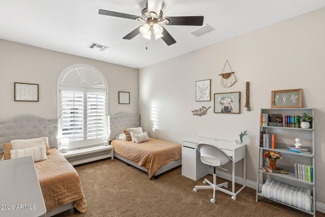 6773 W SONNET Drive, Glendale, AZ 85308