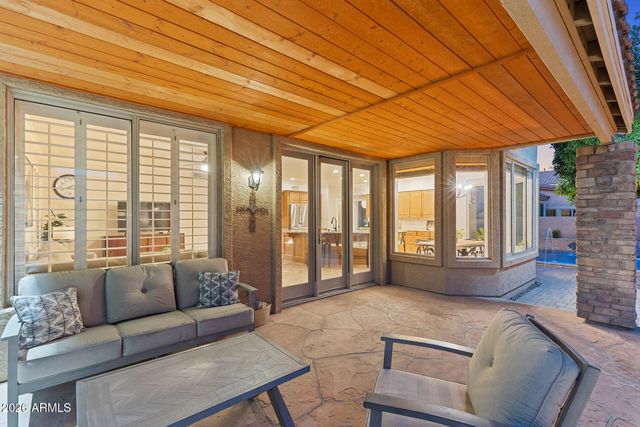 6773 W SONNET Drive, Glendale, AZ 85308