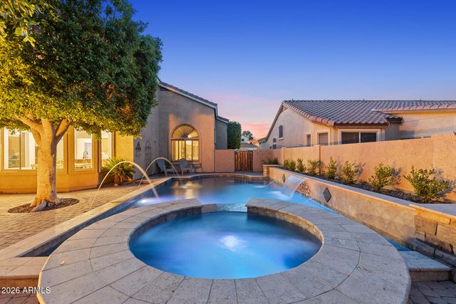 6773 W SONNET Drive, Glendale, AZ 85308
