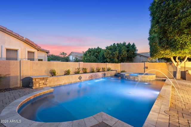 6773 W SONNET Drive, Glendale, AZ 85308