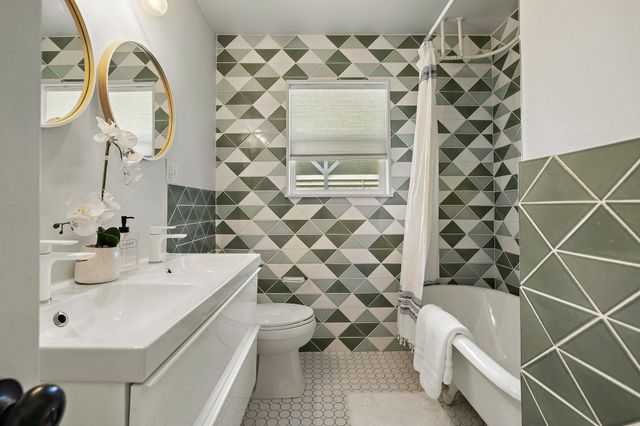 8508 Contour DR, Austin, TX 78757