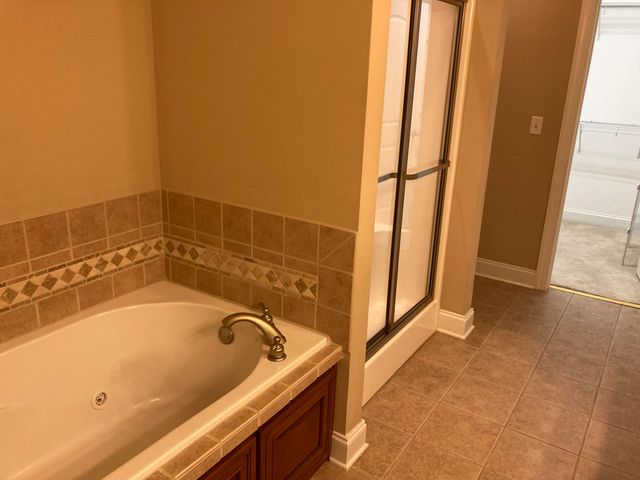 1005 Grey Oaks Lane, Chattanooga, TN 37421
