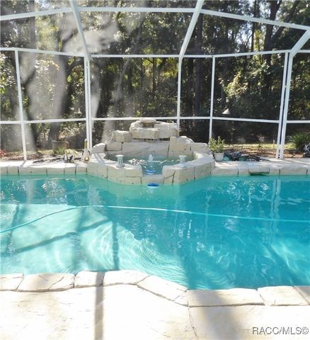 3452 W Birds Nest Drive, Beverly Hills, FL 34465