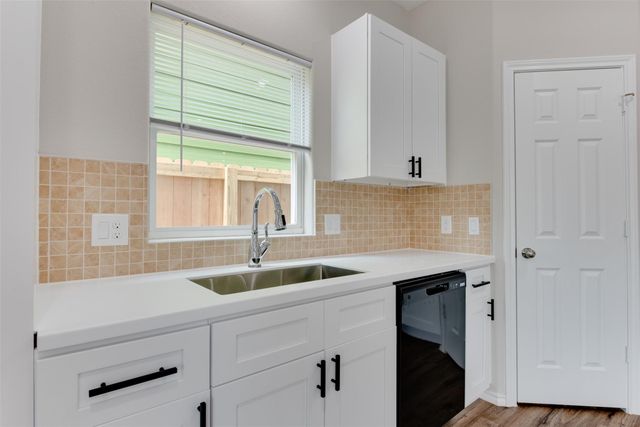 8202 Homewood Road A, Houston, TX 77028