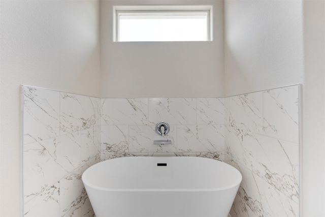 8202 Homewood Road A, Houston, TX 77028