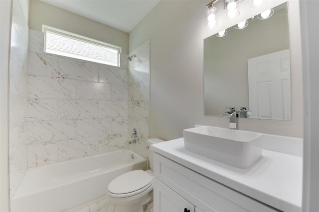 8202 Homewood Road A, Houston, TX 77028