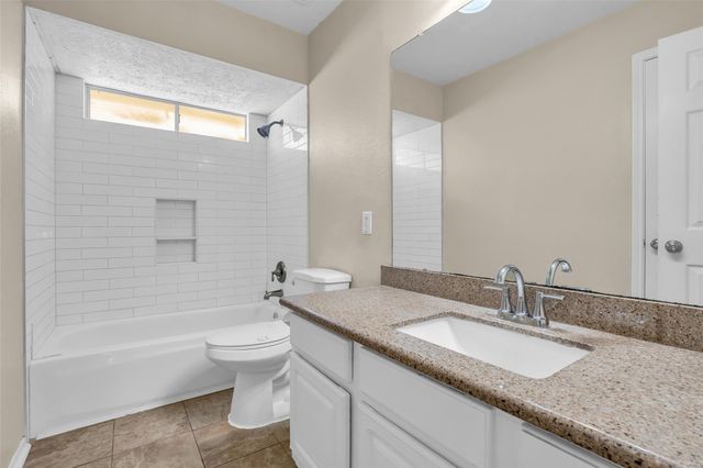 12018 Natural Bridges Lane, Sugar Land, TX 77498