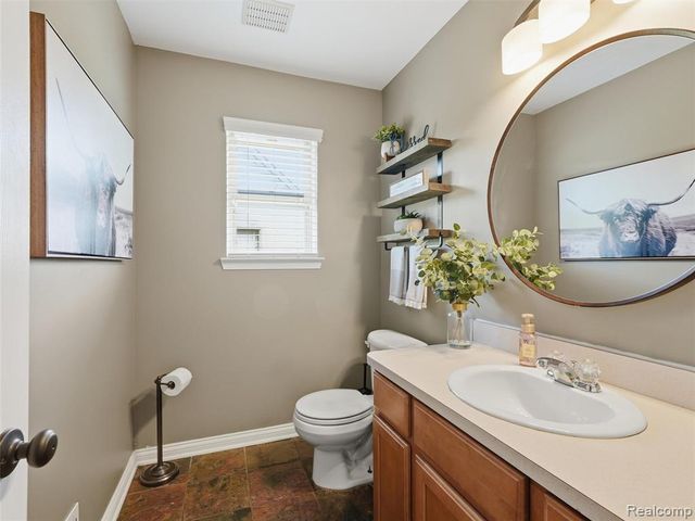 23621 Crescent Ridge Drive, New Boston, MI 48164