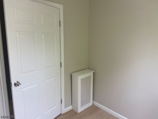 944 Madison Ave, Elizabeth City, NJ 07201