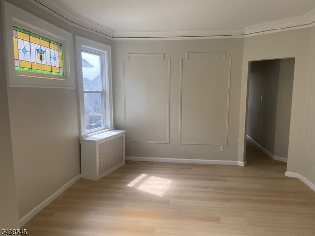 944 Madison Ave, Elizabeth City, NJ 07201