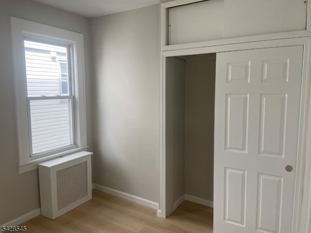 944 Madison Ave, Elizabeth City, NJ 07201