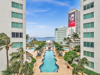 253 NE 2nd St 2208, Miami, FL 33132