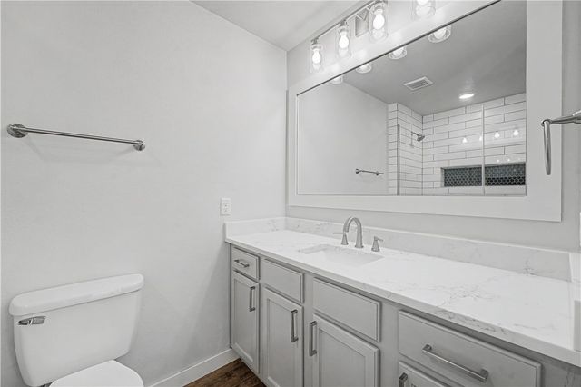 1906 SE Taylor Street, Bentonville, AR 72712