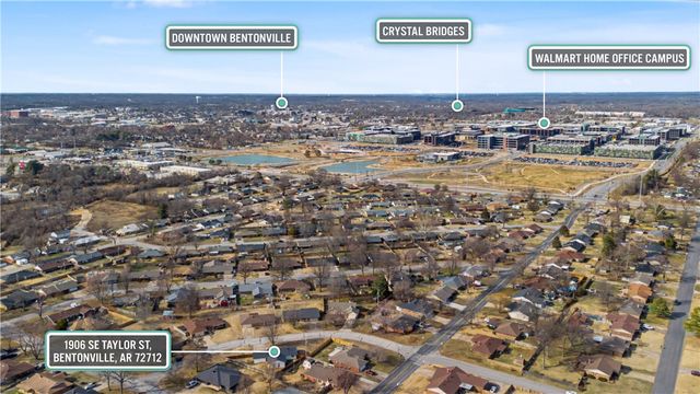 1906 SE Taylor Street, Bentonville, AR 72712