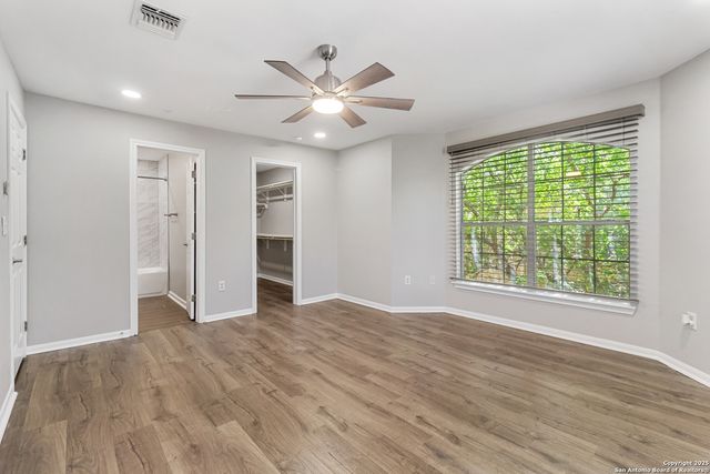 7323 Snowden Rd Apt 1305, San Antonio, TX 78240