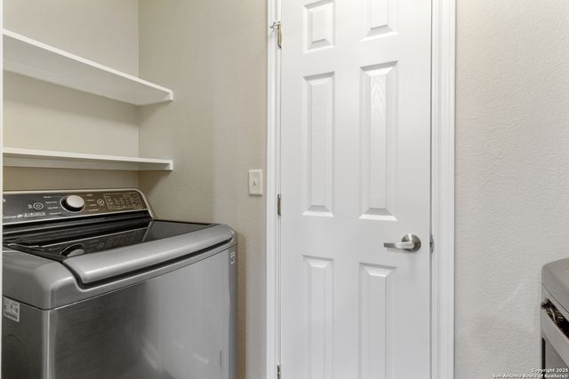 7323 Snowden Rd Apt 1305, San Antonio, TX 78240