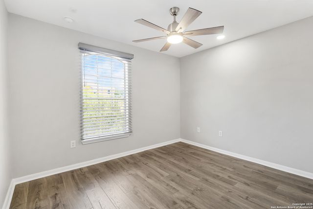 7323 Snowden Rd Apt 1305, San Antonio, TX 78240