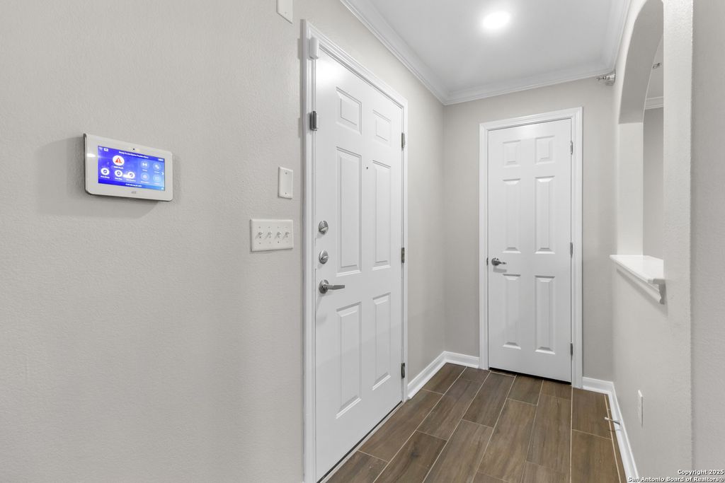 7323 Snowden Rd Apt 1305, San Antonio, TX 78240