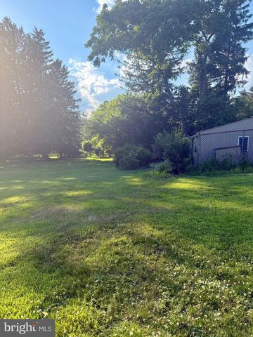 2800 RIVER RD, Reading, PA 19605