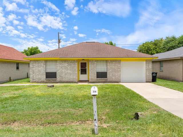 314 Rorem Avenue, Palacios, TX 77465