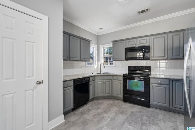1035 KELLY CREEK WAY, Moody, AL 35004
