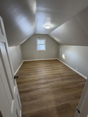 4334 W Eggert PLACE, Milwaukee, WI 53218