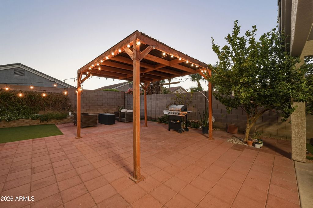14218 N 129th Avenue, El Mirage, AZ 85335 — exterior