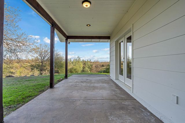 13303 Intermountain Road, Redding, CA 96003