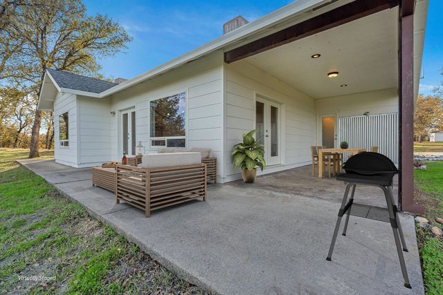 13303 Intermountain Road, Redding, CA 96003