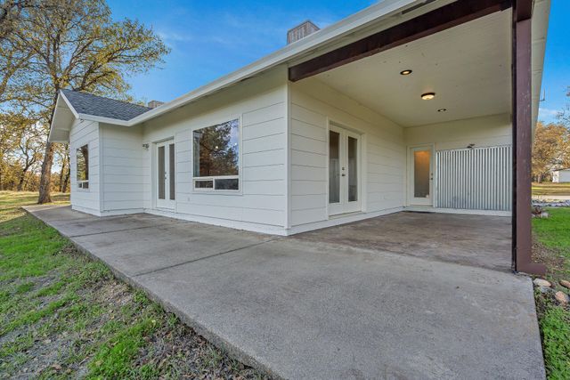 13303 Intermountain Road, Redding, CA 96003