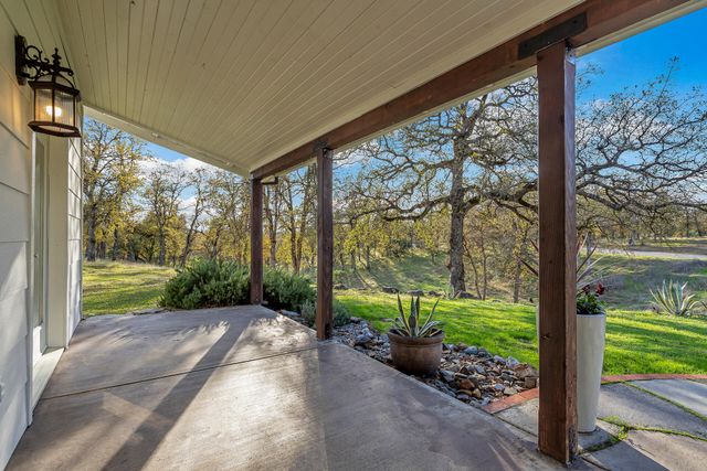 13303 Intermountain Road, Redding, CA 96003