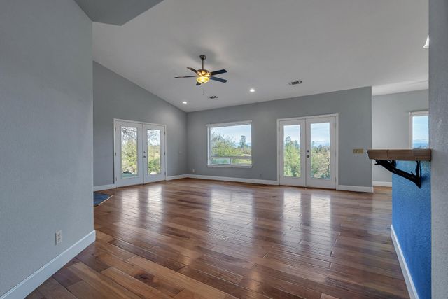 13303 Intermountain Road, Redding, CA 96003