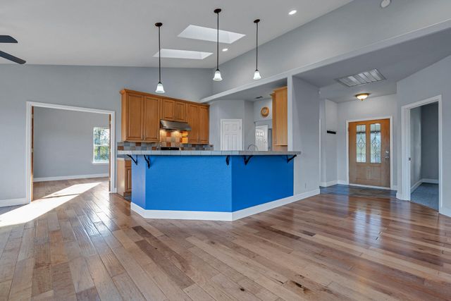 13303 Intermountain Road, Redding, CA 96003