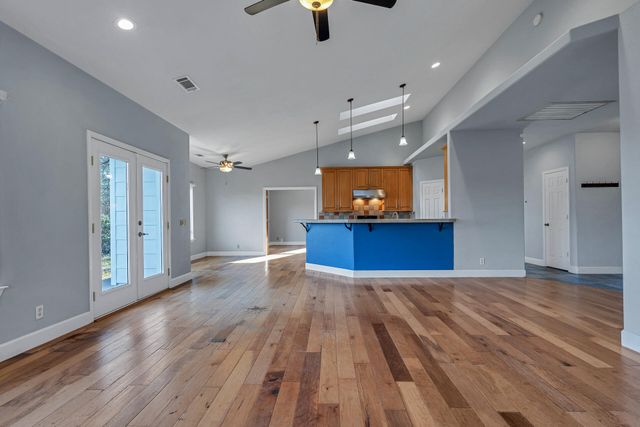 13303 Intermountain Road, Redding, CA 96003