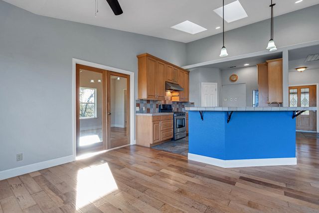 13303 Intermountain Road, Redding, CA 96003