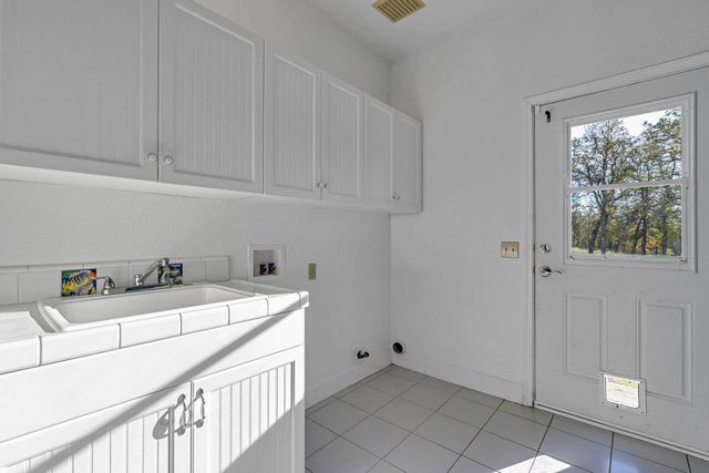 13303 Intermountain Road, Redding, CA 96003