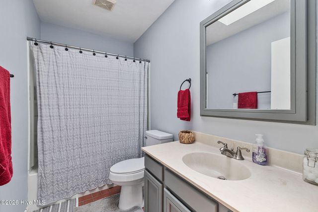 190 Sleepy Creek Drive, Dudley, NC 28333