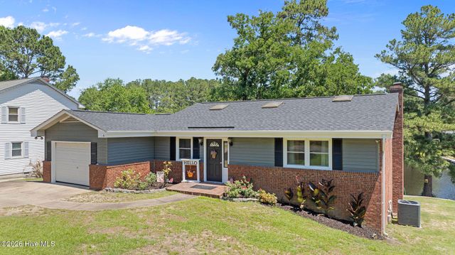190 Sleepy Creek Drive, Dudley, NC 28333