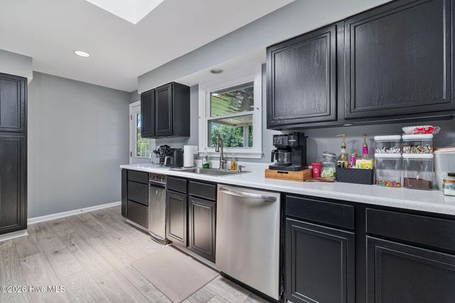 190 Sleepy Creek Drive, Dudley, NC 28333