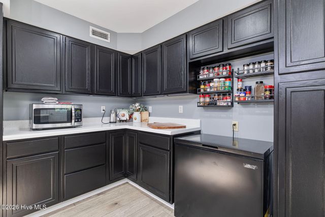 190 Sleepy Creek Drive, Dudley, NC 28333