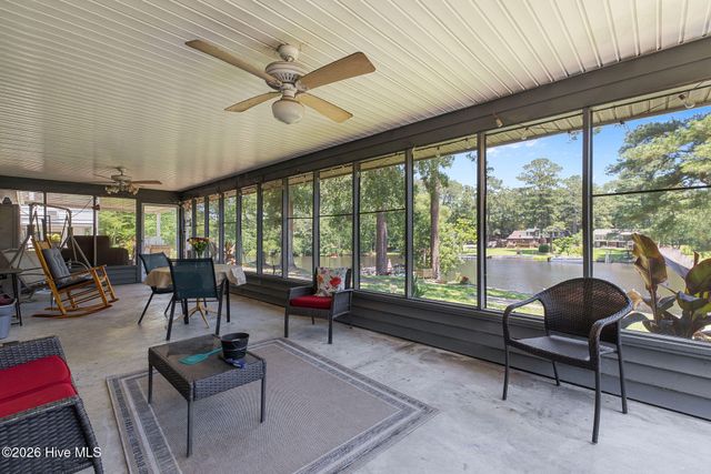 190 Sleepy Creek Drive, Dudley, NC 28333