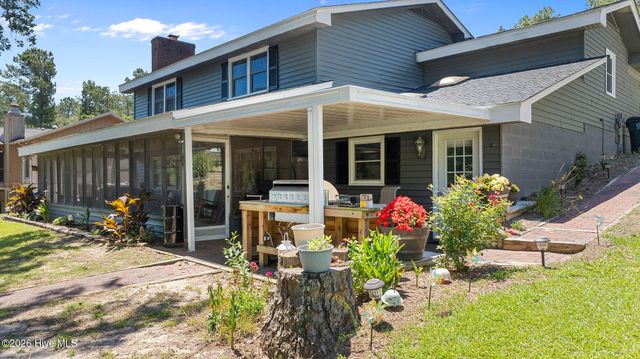 190 Sleepy Creek Drive, Dudley, NC 28333