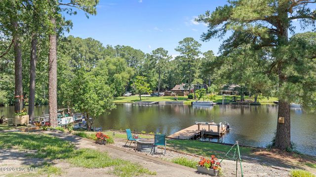 190 Sleepy Creek Drive, Dudley, NC 28333