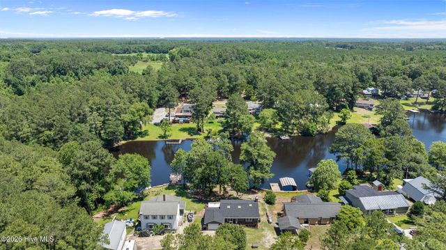 190 Sleepy Creek Drive, Dudley, NC 28333